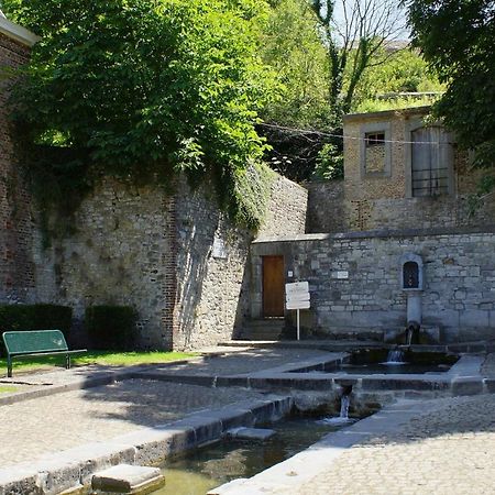 Gite La Petite Ourse - Gite De Charme Citadin Andenne Exterior foto